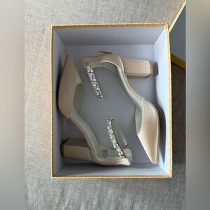 Bride/bridal cream/champagne highHeel Sandals with pearls/zirconia straps S. 7,5